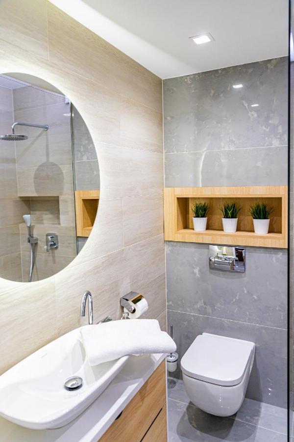 Apartament Bella Vista Lägenhet Kielce Exteriör bild